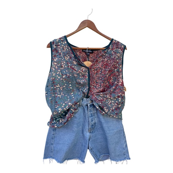 BDG High-Waisted Cowboy Cut off Jean Shorts Size 27 - Picture 1 of 6